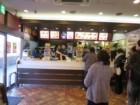 マクドナルド 成田駅前店